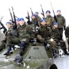 С праздником весны, девчата! 